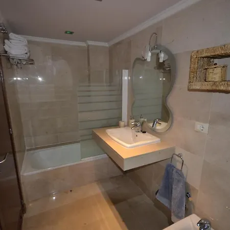 Vv El Galeon Apartment *